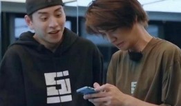 黄明昊爆料队友视频播放