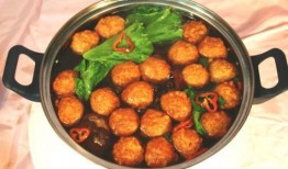 爆料做火锅丸子小视频,跟着爆料视频轻松学会做美味丸子