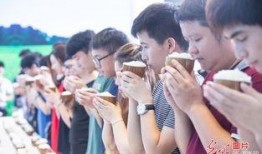 百撸在线观看,畅享热门游戏直播盛宴