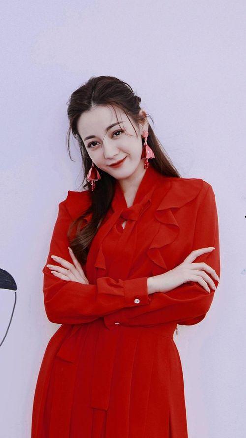 迪丽热巴吃瓜娱乐,揭秘娱乐圈幕后故事